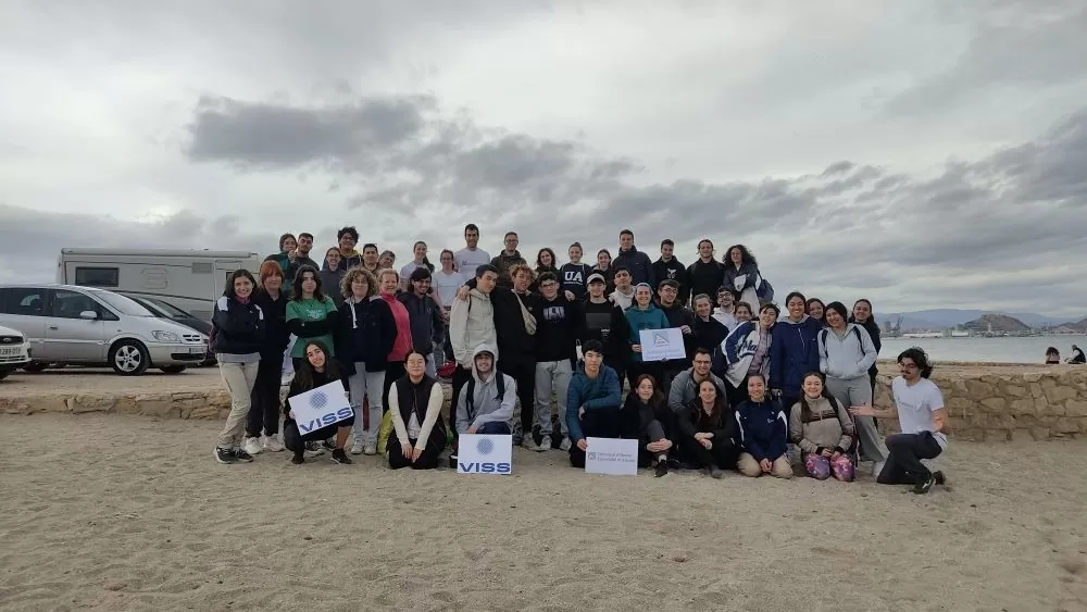 Cleaning our shorelines: more than just volunteering